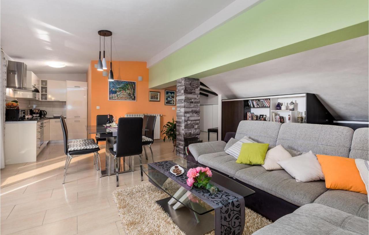 Gorgeous Apartment In Rijeka With Kitchen Exterior foto