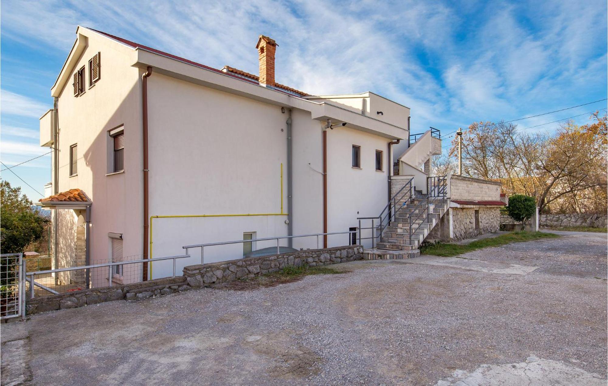 Gorgeous Apartment In Rijeka With Kitchen Exterior foto
